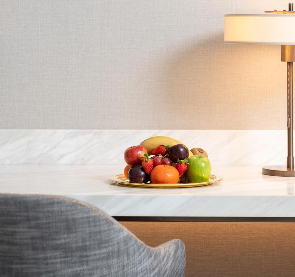 Hotel Address Estambul Exterior foto Fruit plate