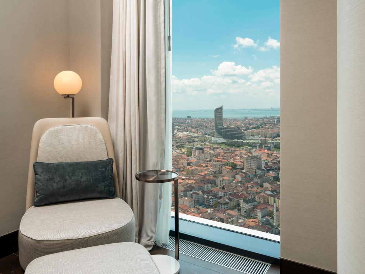 Hotel Address Estambul Exterior foto View from a room